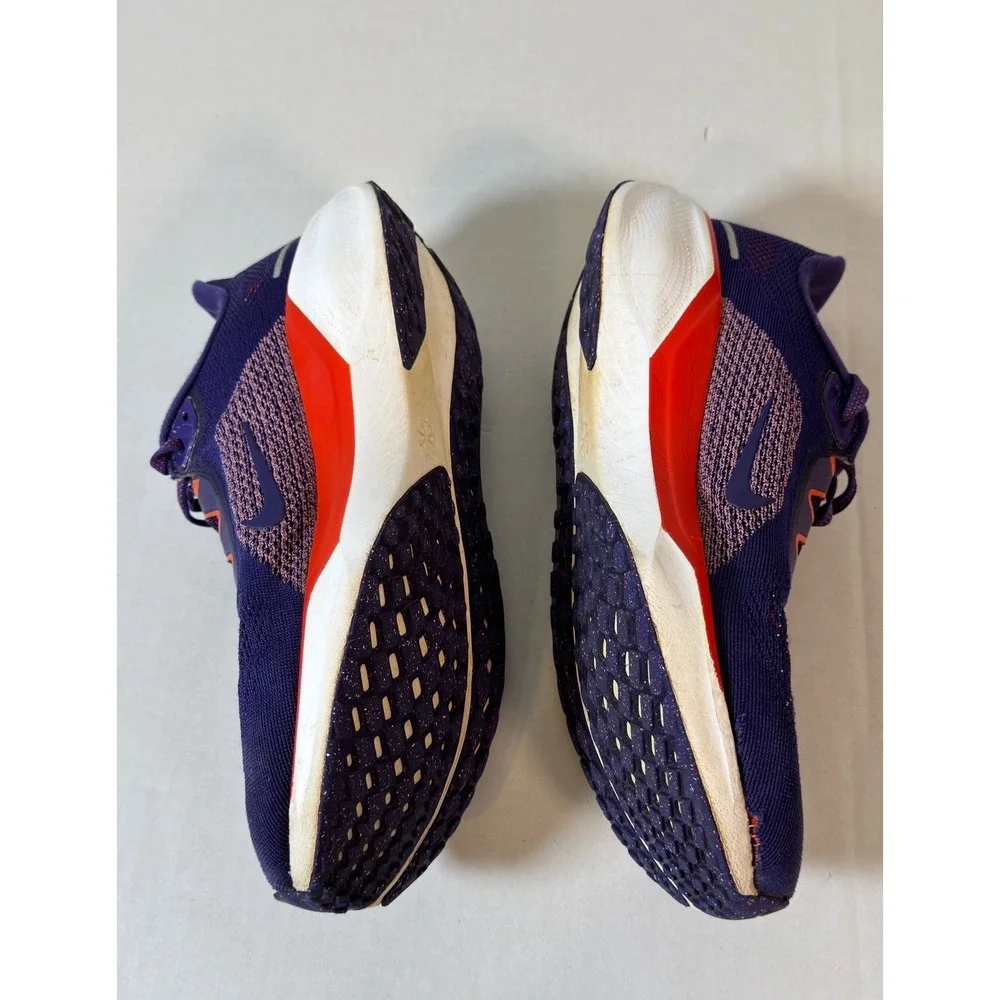 Nike minor pull